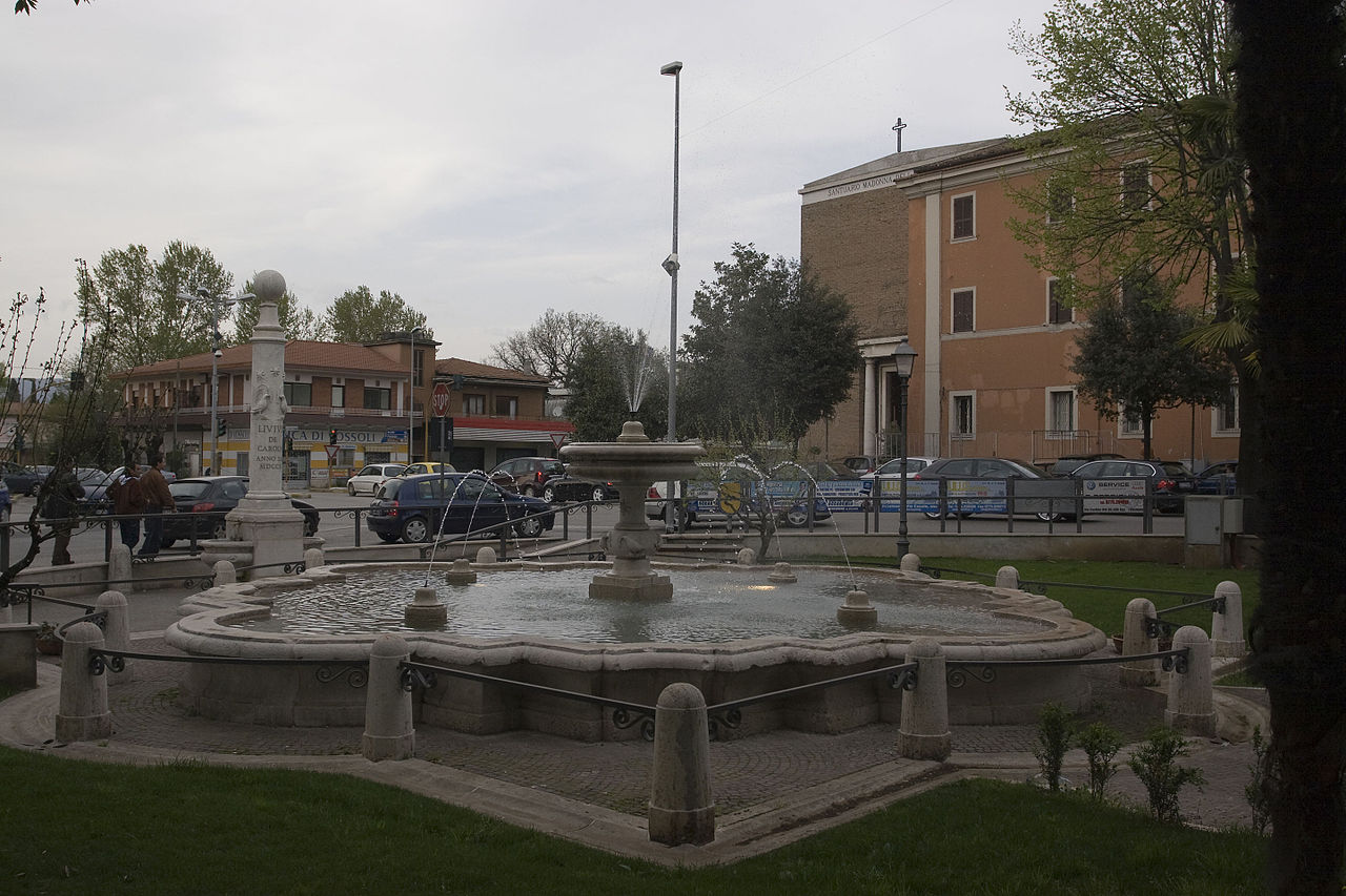 La Fontana Livio de Carolis in Piazza della Madonna della Neve Frosinone
