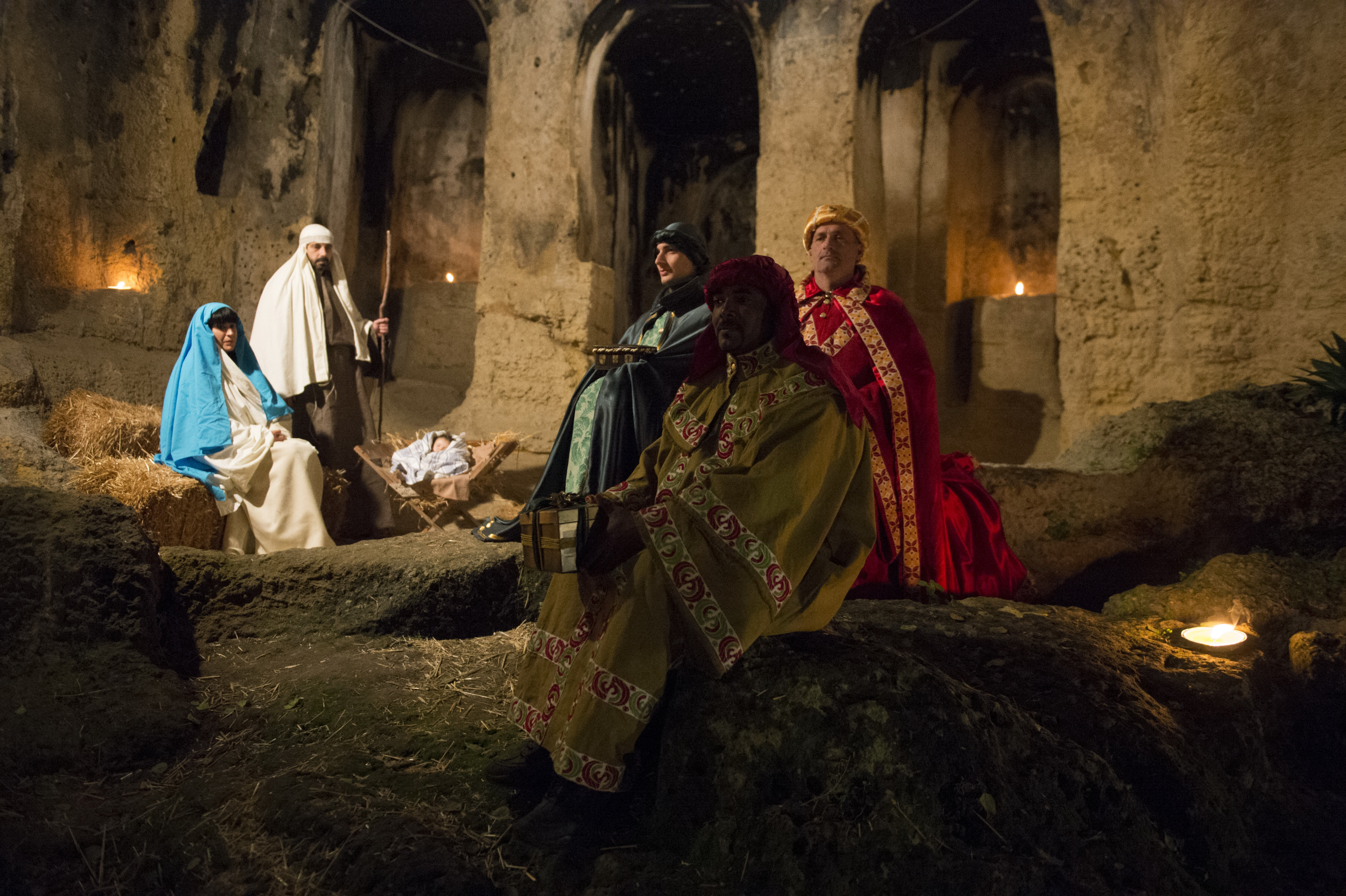 Risultati immagini per presepe vivente medievale Martina franca