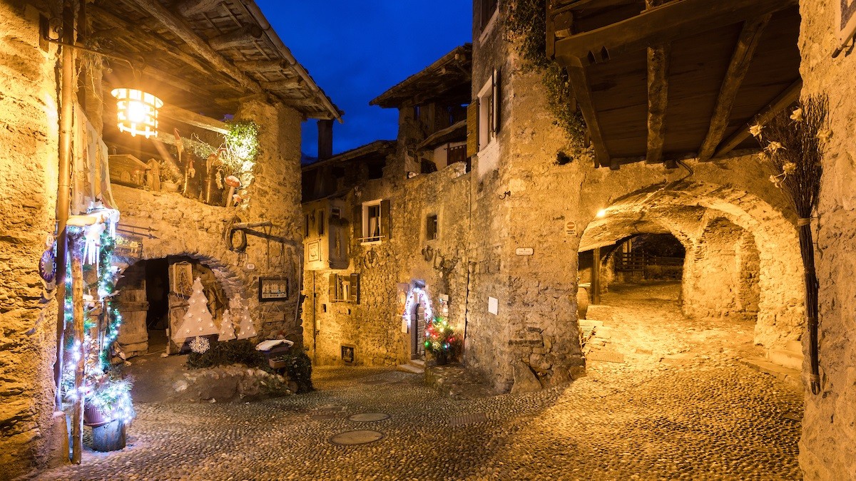 i Mercatini di Natale di Canale di Tenno ….Uno dei periodi più suggestivi